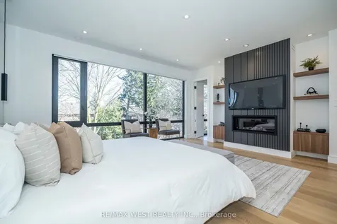 38 Gwendolen Avenue Toronto ON M2N 1A2