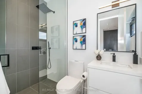 38 Gwendolen Avenue Toronto ON M2N 1A2