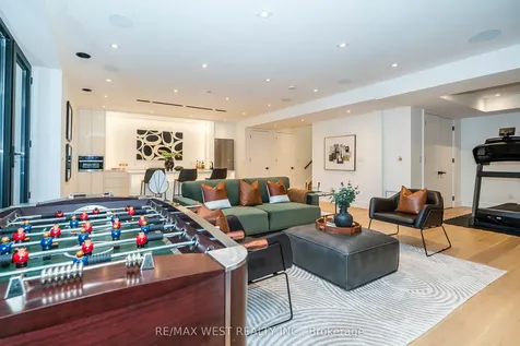 38 Gwendolen Avenue Toronto ON M2N 1A2
