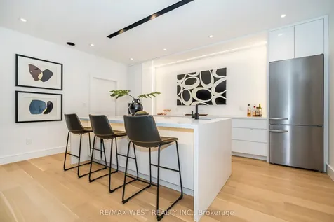 38 Gwendolen Avenue Toronto ON M2N 1A2