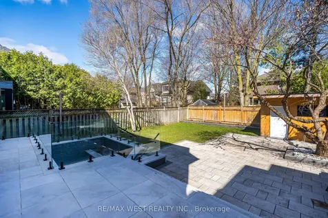 38 Gwendolen Avenue Toronto ON M2N 1A2