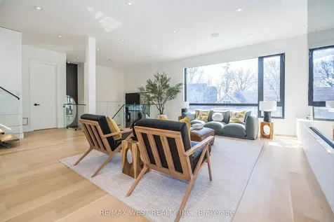 38 Gwendolen Avenue Toronto ON M2N 1A2