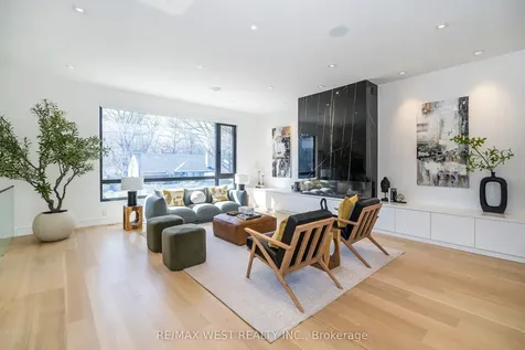 38 Gwendolen Avenue Toronto ON M2N 1A2