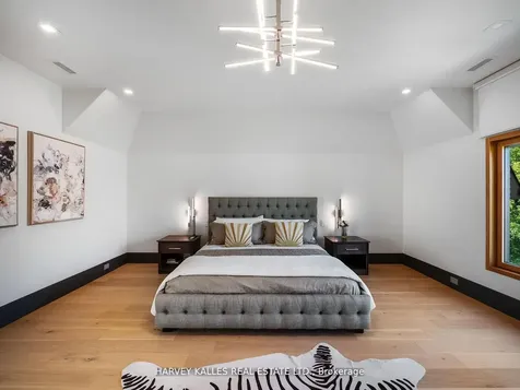 170 Burndale Avenue Toronto ON M2N 1T2
