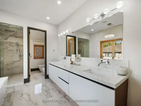 170 Burndale Avenue Toronto ON M2N 1T2