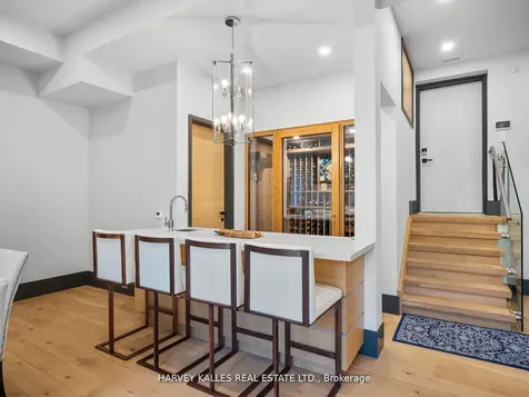 170 Burndale Avenue Toronto ON M2N 1T2
