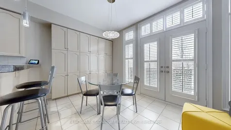 105 Doris Avenue Toronto ON M2N 4T2