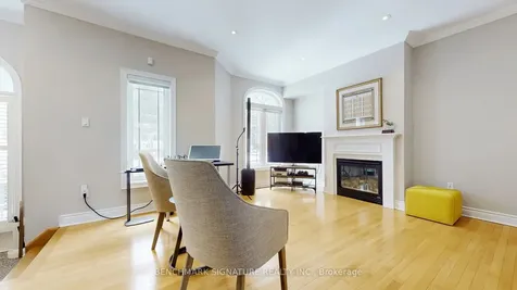 105 Doris Avenue Toronto ON M2N 4T2