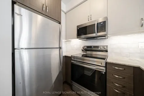 11 Eldora Avenue Toronto ON M2M 0B5