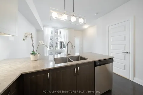 11 Eldora Avenue Toronto ON M2M 0B5