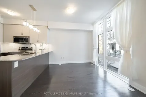 11 Eldora Avenue Toronto ON M2M 0B5