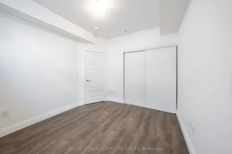 11 Eldora Avenue Toronto ON M2M 0B5