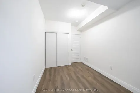 11 Eldora Avenue Toronto ON M2M 0B5