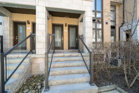 11 Eldora Avenue Toronto ON M2M 0B5