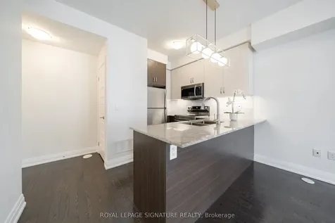 11 Eldora Avenue Toronto ON M2M 0B5