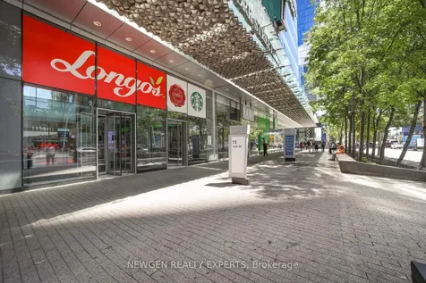 55 Bremner Boulevard Toronto ON M5J 0A6