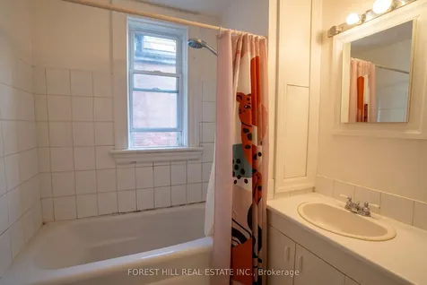20 Webster Avenue Toronto ON M5R 1N7