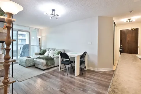 18 Spring Garden Avenue Toronto ON M2N 3G2