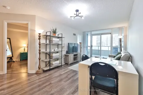 18 Spring Garden Avenue Toronto ON M2N 3G2