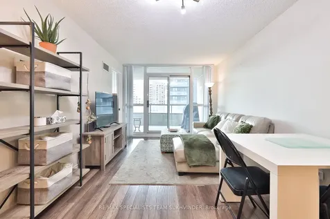 18 Spring Garden Avenue Toronto ON M2N 3G2