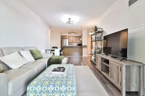18 Spring Garden Avenue Toronto ON M2N 3G2