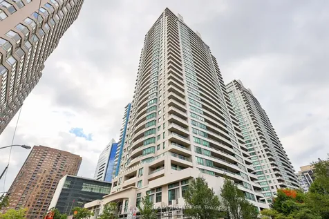 18 Spring Garden Avenue Toronto ON M2N 3G2