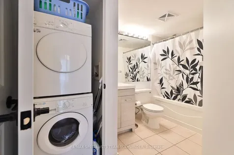 18 Spring Garden Avenue Toronto ON M2N 3G2