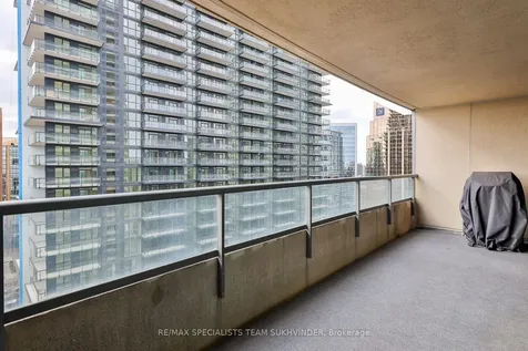 18 Spring Garden Avenue Toronto ON M2N 3G2