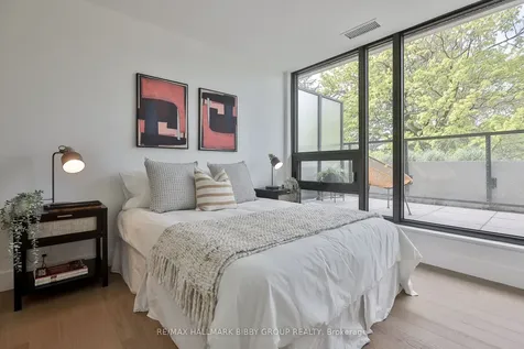 1414 Bayview Avenue Toronto ON M4G 3A7