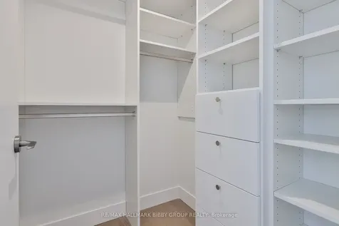 1414 Bayview Avenue Toronto ON M4G 3A7