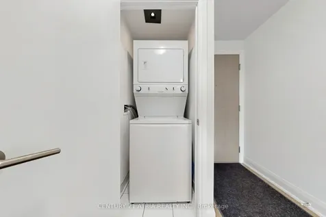 160 Vanderhoof Avenue Toronto ON M4G 0B7