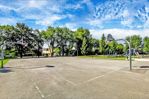 160 Vanderhoof Avenue Toronto ON M4G 0B7