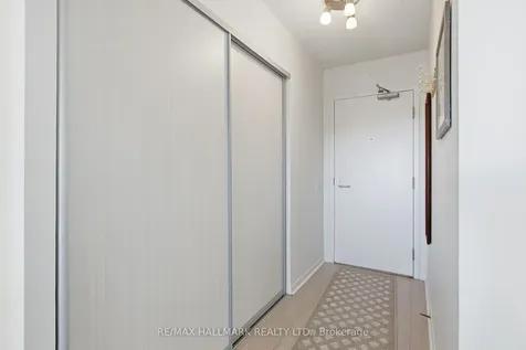 21 Overlea Boulevard Toronto ON M4H 1P2
