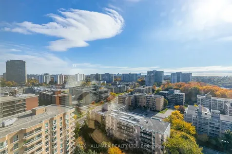 21 Overlea Boulevard Toronto ON M4H 1P2