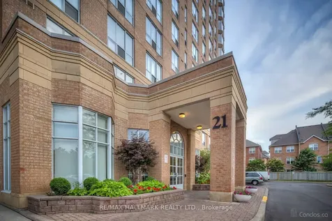21 Overlea Boulevard Toronto ON M4H 1P2