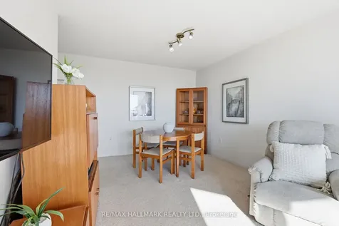 21 Overlea Boulevard Toronto ON M4H 1P2