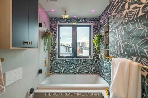 500 Dufferin Street Toronto ON M6K 2A6