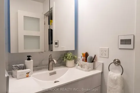 500 Dufferin Street Toronto ON M6K 2A6