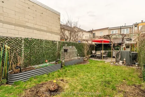 500 Dufferin Street Toronto ON M6K 2A6
