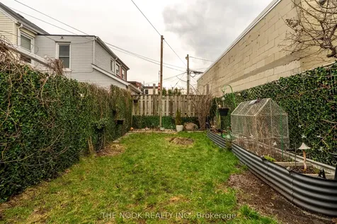 500 Dufferin Street Toronto ON M6K 2A6
