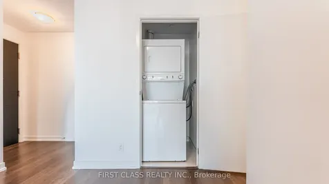 89 Dunfield Avenue Toronto ON M4S 0A4
