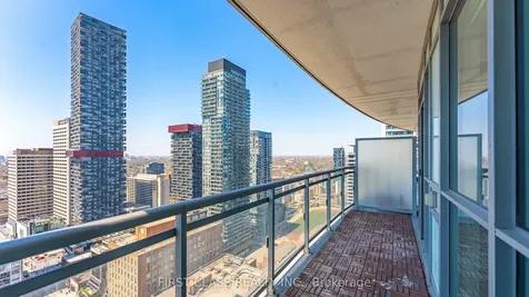 89 Dunfield Avenue Toronto ON M4S 0A4