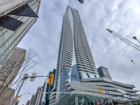 1 Bloor Street E Toronto ON M4W 0A8