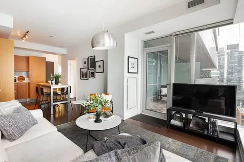 80 John Street Toronto ON M5V 3X4