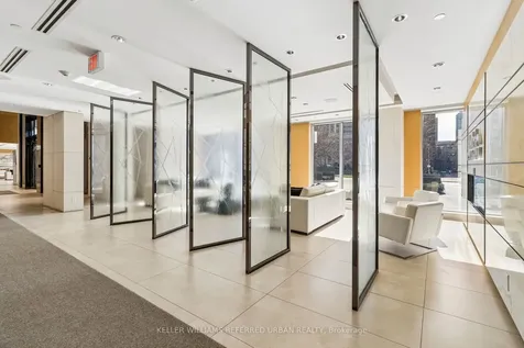 120 Harrison Garden Boulevard Toronto ON M2N 0H1