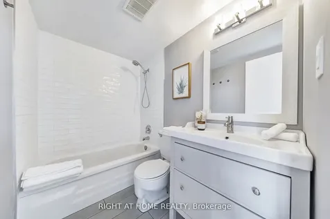40 Homewood Avenue Toronto ON M4Y 2K2
