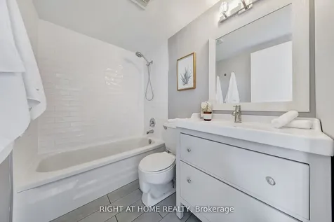 40 Homewood Avenue Toronto ON M4Y 2K2