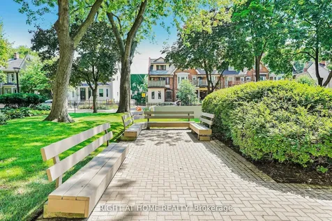 40 Homewood Avenue Toronto ON M4Y 2K2
