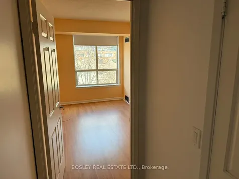 955 Millwood Road Toronto ON M4G 4E3