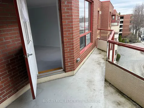 955 Millwood Road Toronto ON M4G 4E3